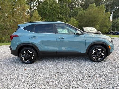 Pluton Blue 2025 Kia Seltos EX
