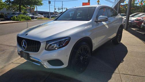 White 2018 Mercedes-Benz GLC 300 4MATIC Coupe