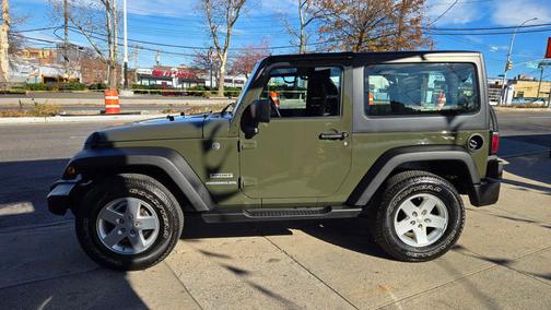 2016 Jeep Wrangler Sport