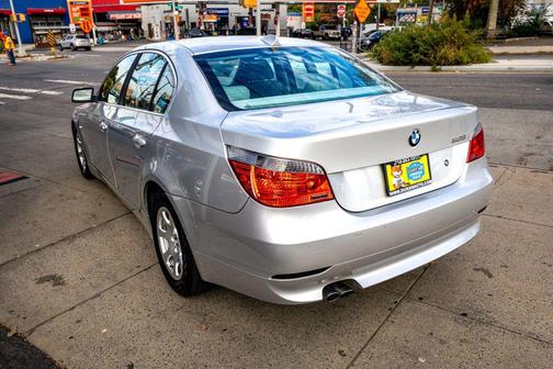 Titanium Silver Metallic 2004 BMW 525 525i Sedan 4D