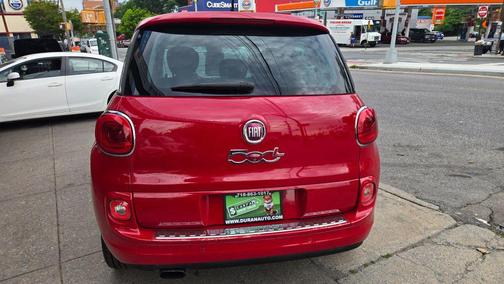 Red 2014 FIAT 500 Lounge