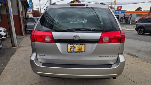 2010 Toyota Sienna CE