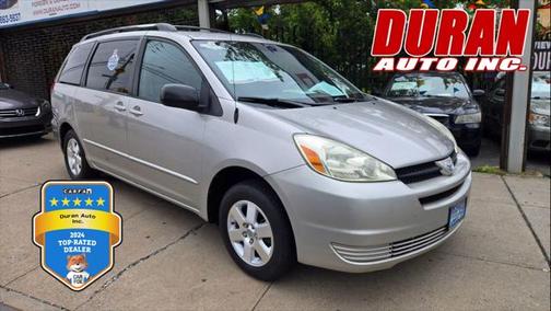 2005 Toyota Sienna LE