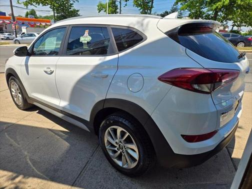 2018 Hyundai TUCSON SEL