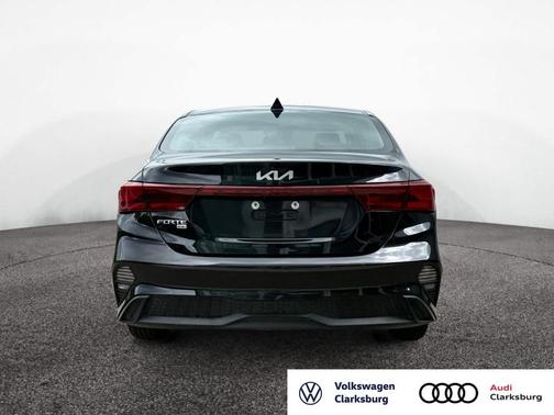 2023 Kia Forte LX