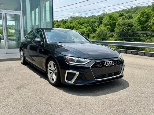 2023 Audi A4 45 S line Premium Plus