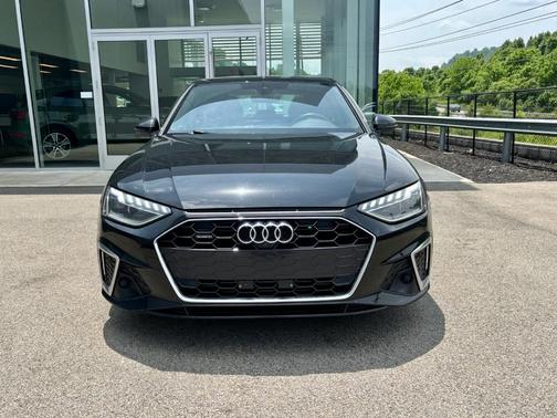 2023 Audi A4 45 S line Premium Plus