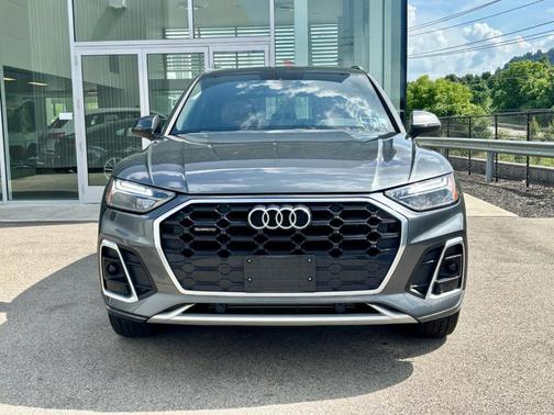 2022 Audi Q5 45 S line quattro Premium