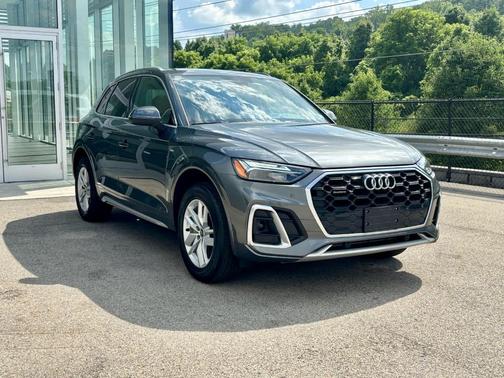 2022 Audi Q5 45 S line quattro Premium