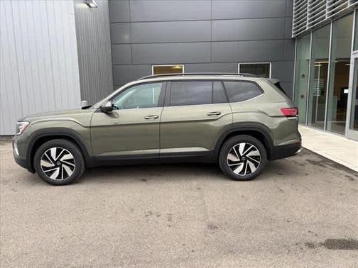 2025 Volkswagen Atlas 2.0T SE