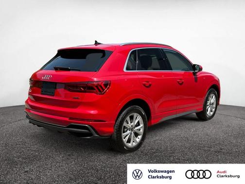 2025 Audi Q3 45 S line Premium