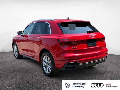 2025 Audi Q3 45 S line Premium