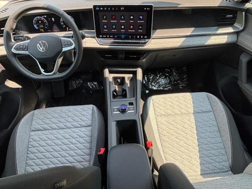 2025 Volkswagen Tiguan 2.0T S