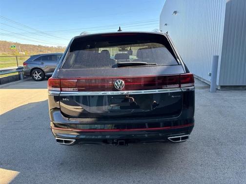 2025 Volkswagen Atlas 2.0T SEL Premium R-Line