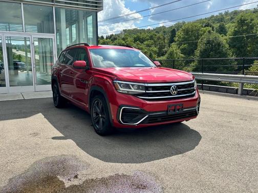 2021 Volkswagen Atlas 3.6 SE w/ Technology R-Line
