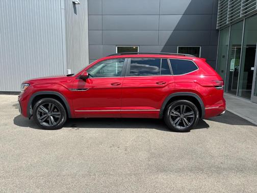 2021 Volkswagen Atlas 3.6 SE w/ Technology R-Line