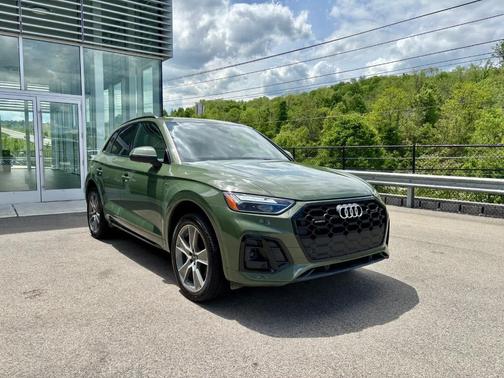 2025 Audi Q5 45 S line quattro Premium