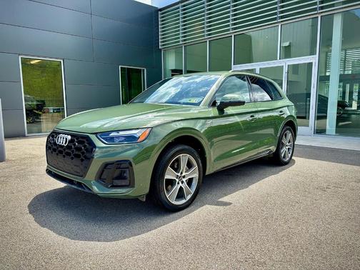 2025 Audi Q5 45 S line quattro Premium