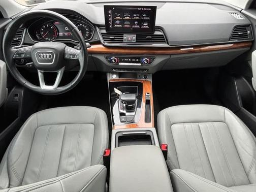 2021 Audi Q5 45 Premium