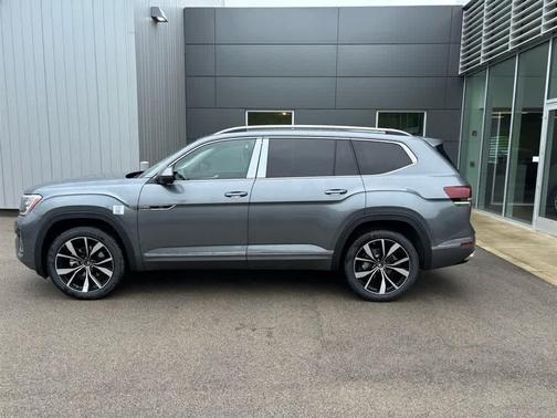 2025 Volkswagen Atlas 2.0T SEL Premium R-Line