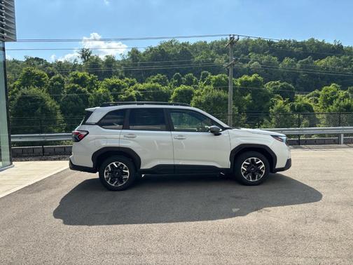 2025 Subaru Forester 2.5i Premium