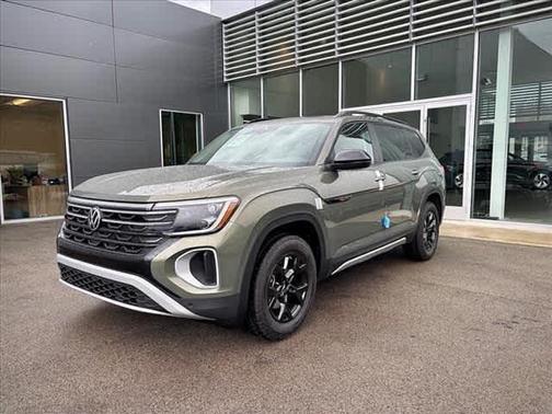 2025 Volkswagen Atlas 2.0T Peak Edition