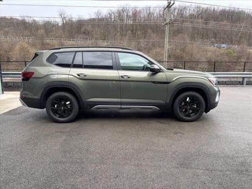 2025 Volkswagen Atlas 2.0T Peak Edition