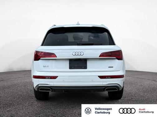 2023 Audi Q5 45 S line quattro Premium