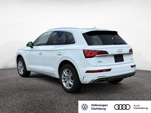2023 Audi Q5 45 S line quattro Premium