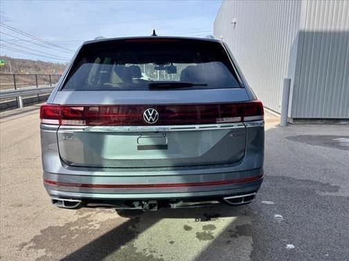 2025 Volkswagen Atlas 2.0T SEL Premium R-Line