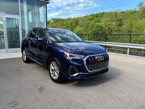 2025 Audi Q3 45 S line Premium