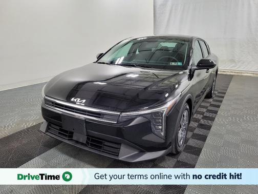 Aurora Black Pearl 2025 Kia K4 LX