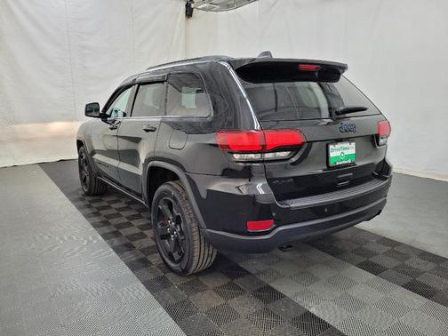 2019 Jeep Grand Cherokee Upland