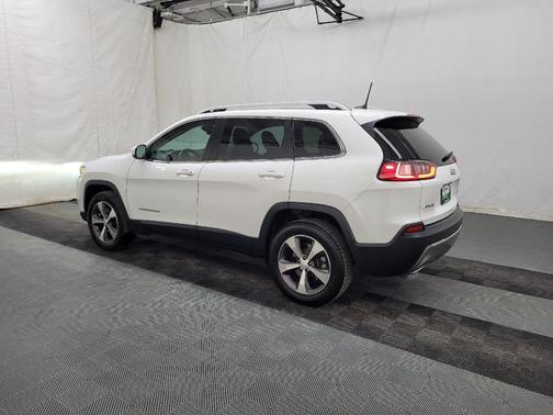 Bright White Clearcoat 2021 Jeep Cherokee Limited