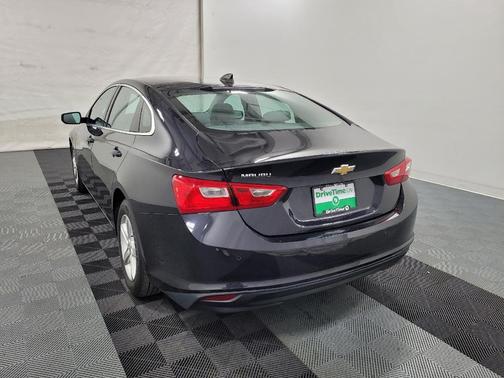 Dark Ash Metallic 2022 Chevrolet Malibu 1LS