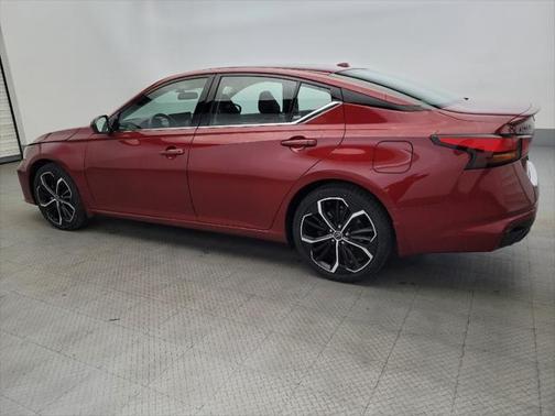 2023 Nissan Altima SR FWD