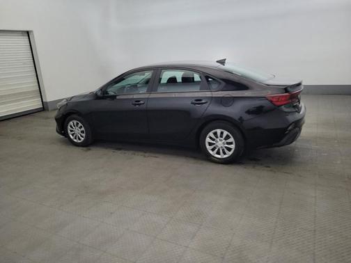 Aurora Black 2023 Kia Forte LX