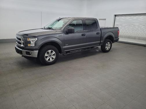 Gray 2017 Ford F-150 XLT