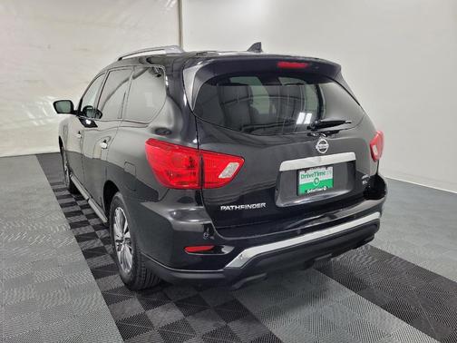 2020 Nissan Pathfinder SL 4WD