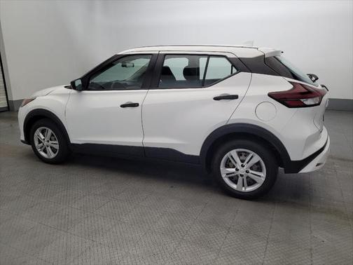 2021 Nissan Kicks S