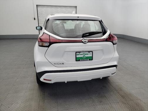 2021 Nissan Kicks S