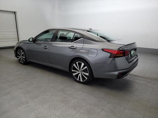 2022 Nissan Altima SR FWD