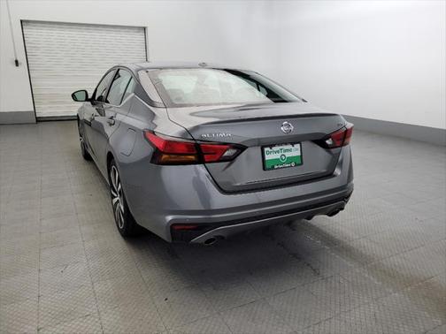 2022 Nissan Altima SR FWD