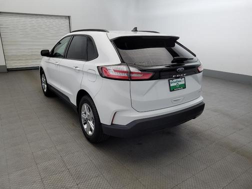 2023 Ford Edge SE