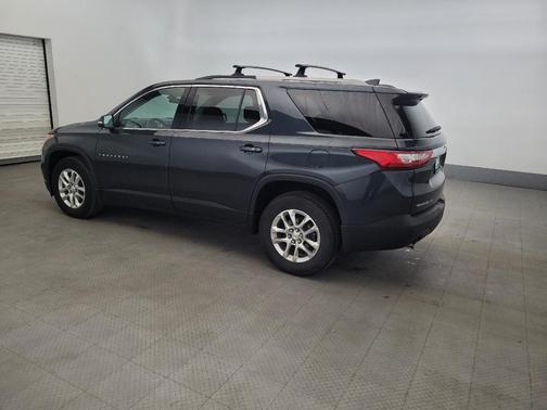 Gray 2018 Chevrolet Traverse LT Cloth