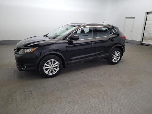 Magnetic Black 2018 Nissan Rogue Sport SV