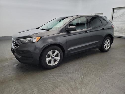 2020 Ford Edge SE