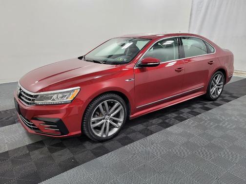 2019 Volkswagen Passat 2.0T R-Line