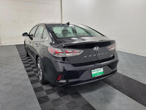 2019 Hyundai Sonata Plug-In Hybrid Base
