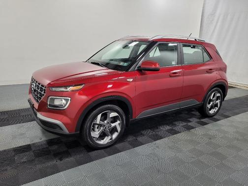 2025 Hyundai VENUE SEL